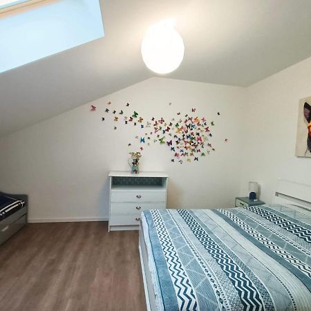 Superbe Appartement Type Loft En Duplex Rue Buat ชาลงส์-อ็อง-ชองปาญ ภายนอก รูปภาพ